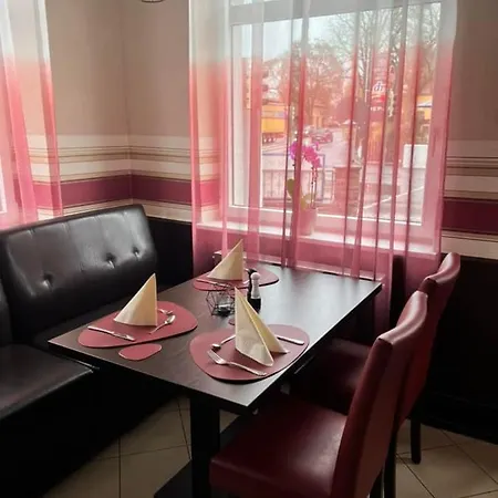 فندق Hotel-gasthof 